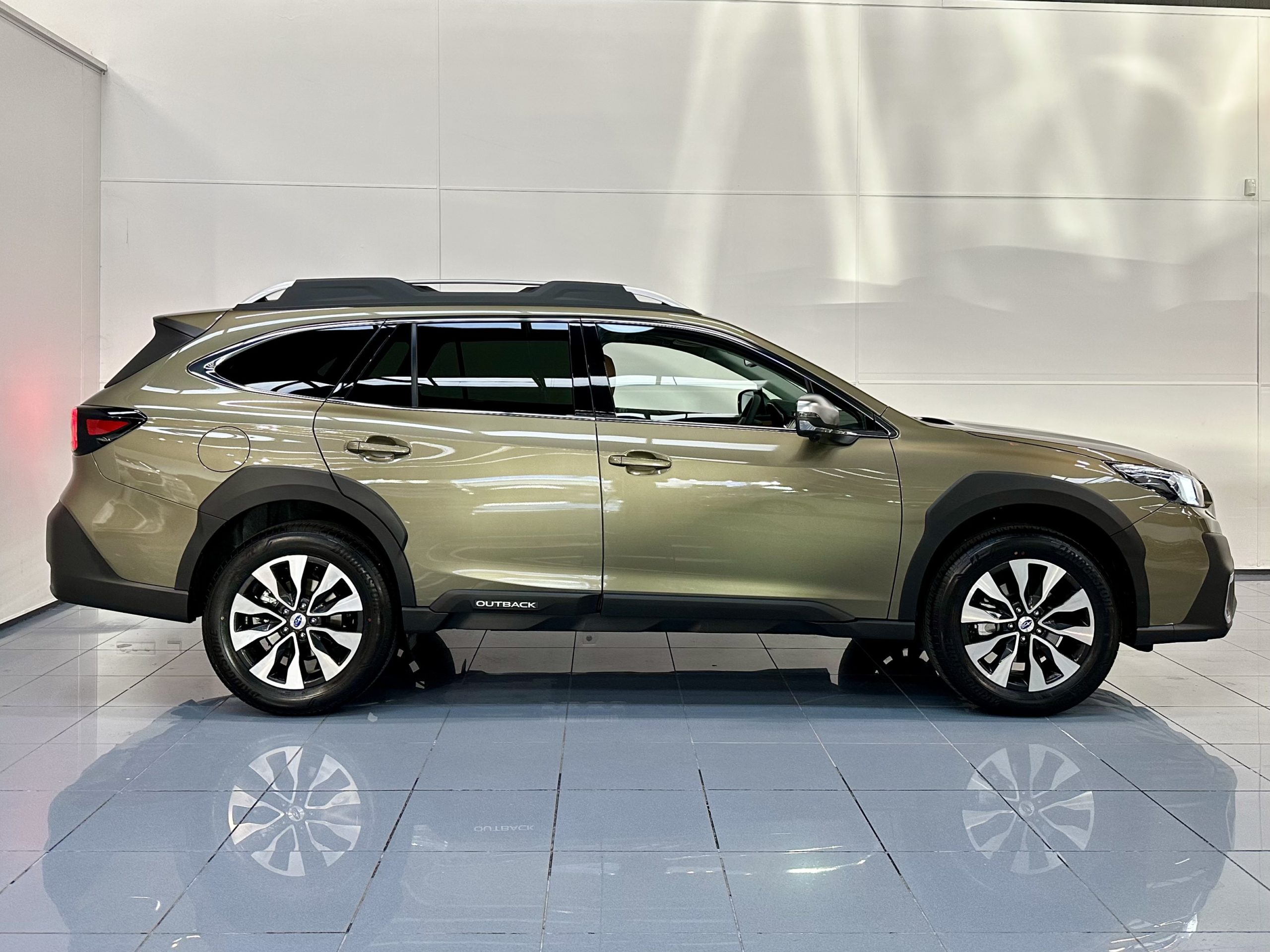 SUBARU 2.5I TOURING 4WD AUTO 169 5P - Imagen 18